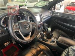 جیپ گراند شیرۆکی